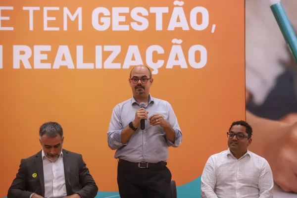 Governo de Minas anuncia ferramenta de exercícios inédita para estudantes e educadores da rede pública estadual de ensino