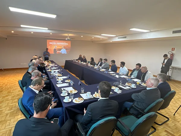 Governador apresenta balanço de investimentos privados e ações de educação no Fórum da Liberdade, em Porto Alegre (RS)