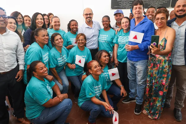 Governo de Minas amplia Passaporte Mineiro do Conhecimento para todas as 794 escolas de Ensino Médio em Tempo Integral do estado