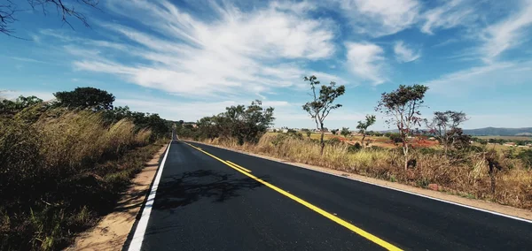 Governo de Minas amplia programa Caminhos Pra Avançar com a inclusão de mais 23 obras rodoviárias