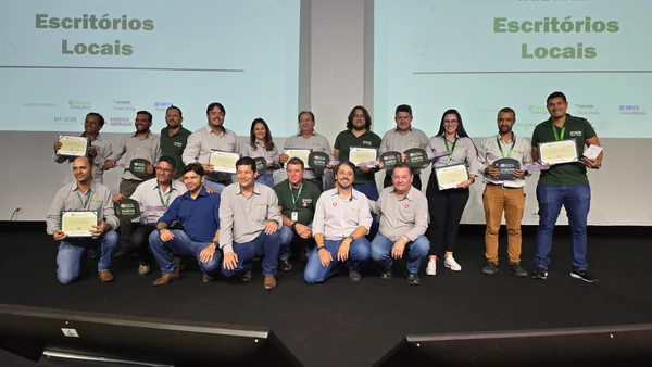 Emater-MG premia funcionários e escritórios com melhor desempenho em 2024