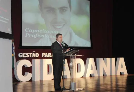 No evento, o governador lançou a nova Carteira de Programas Estruturadores