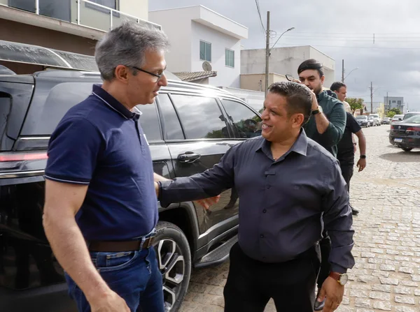 Governo de Minas vistoria escola municipal beneficiada pelo Projeto Mãos Dadas em Águas Vermelhas