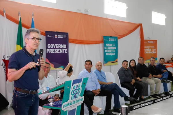 Governo de Minas vistoria escola municipal beneficiada pelo Projeto Mãos Dadas em Águas Vermelhas