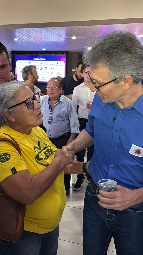 Em Maringá, Governo de Minas apresenta força do agronegócio mineiro durante a Expoingá