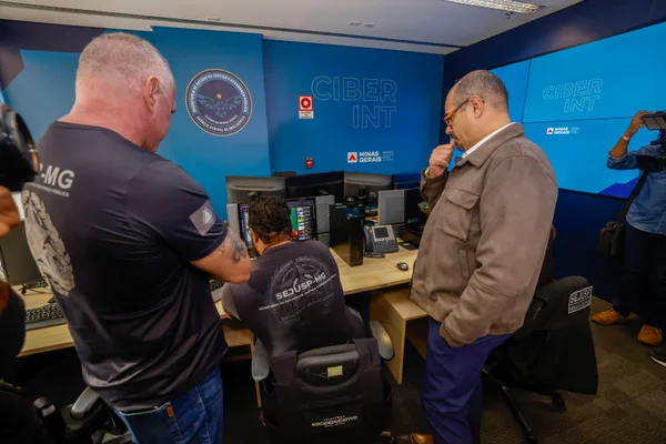 Governo de Minas inaugura Centro de Inteligência Cibernética e se torna Estado pioneiro na estrutura de combate a ataques em escolas