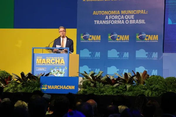 Governo de Minas destaca compromisso com municípios durante Marcha dos Prefeitos em Brasília