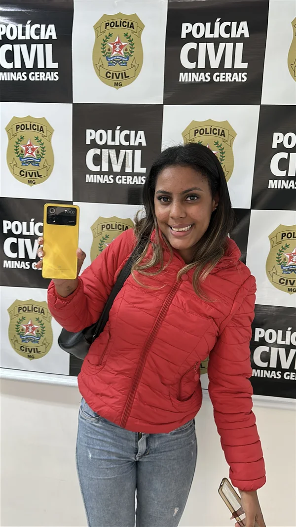 Governo de Minas devolve mais de 900 celulares recuperados em nova etapa da ação Tá Entregue