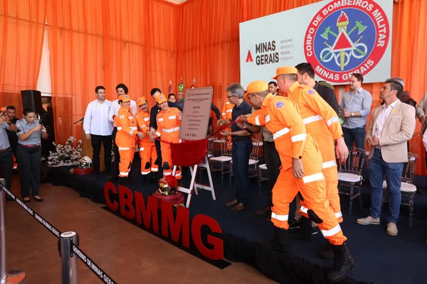 Governo de Minas inaugura nova sede do Corpo de Bombeiros em Araguari