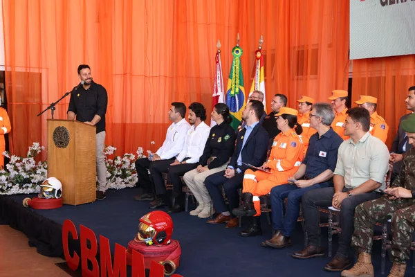 Governo de Minas inaugura nova sede do Corpo de Bombeiros em Araguari
