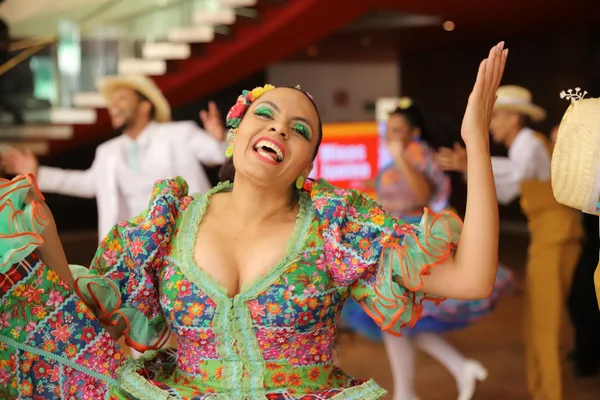 Minas Junina 2025 amplia circuito cultural com participação de mais de 400 municípios e 3 milhões de turistas 