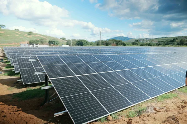 Alcançando 12 gigawatts, Minas Gerais mantém liderança nacional na geração de energia solar 