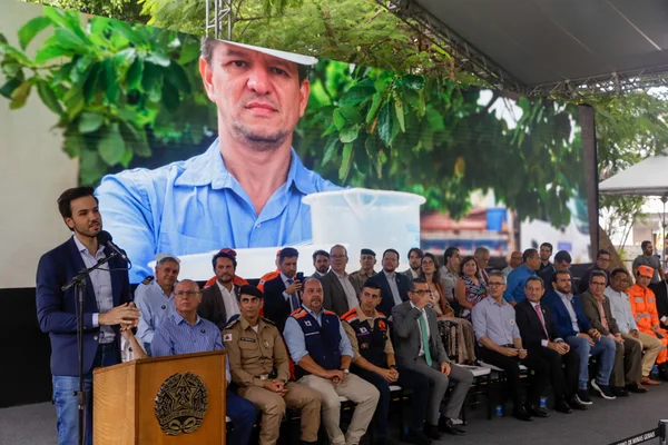Governo de Minas lança programa Encontro das Águas e leva desenvolvimento à população do semiárido