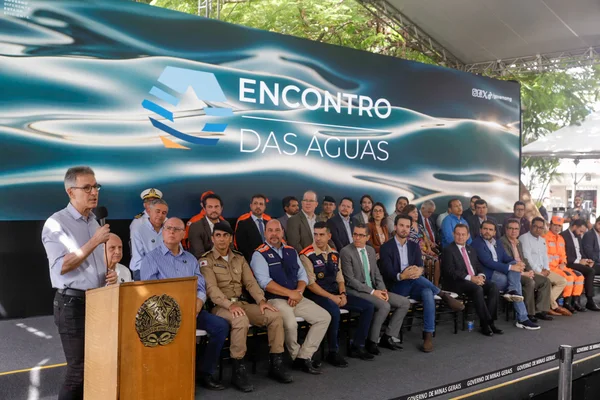 Governo de Minas lança programa Encontro das Águas e leva desenvolvimento à população do semiárido