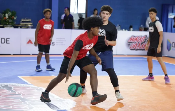 Governo de Minas lança programa de fomento ao skate, basquete e outros esportes urbanos