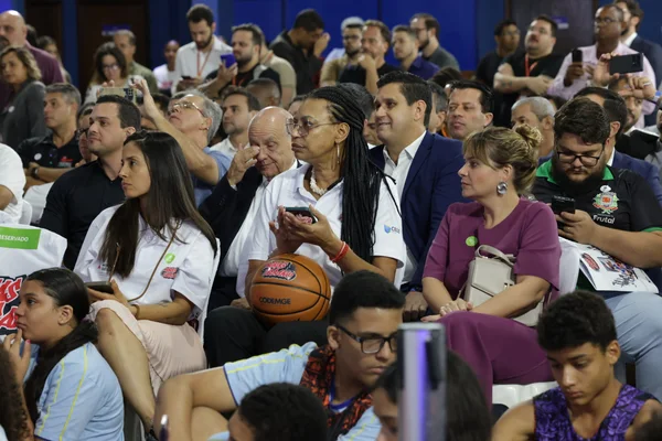 Governo de Minas lança programa de fomento ao skate, basquete e outros esportes urbanos