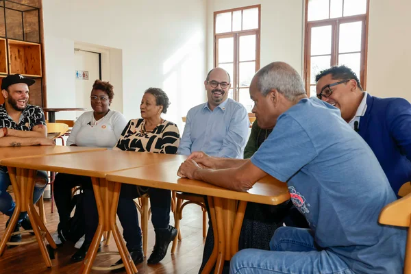 Governo de Minas lança competição Mestres da Merenda para valorizar as cantineiras das escolas da rede estadual