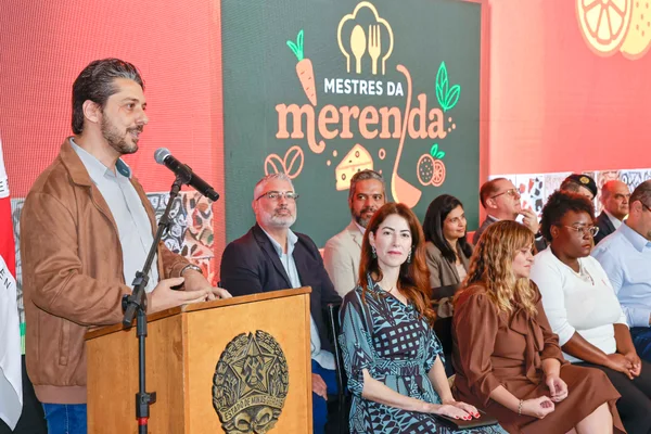 Governo de Minas lança competição Mestres da Merenda para valorizar as cantineiras das escolas da rede estadual