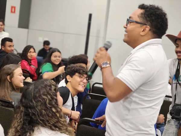 De Minas para o mundo: jovens da rede estadual se preparam para intercâmbio internacional promovido pelo Governo do Estado
