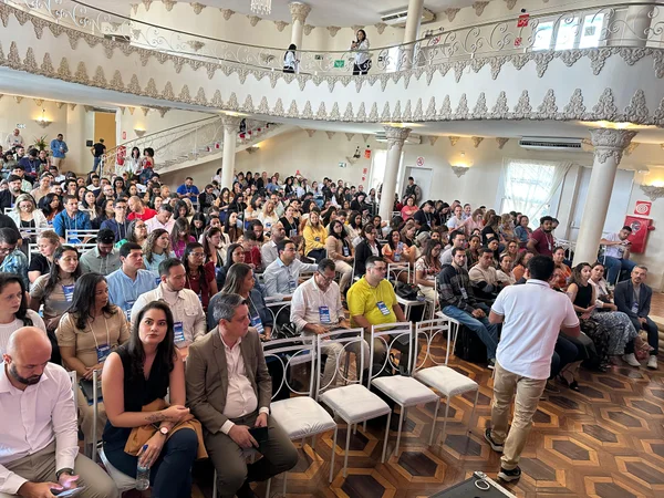 Educadores da rede estadual serão premiados com viagem para a sede do Google nos EUA