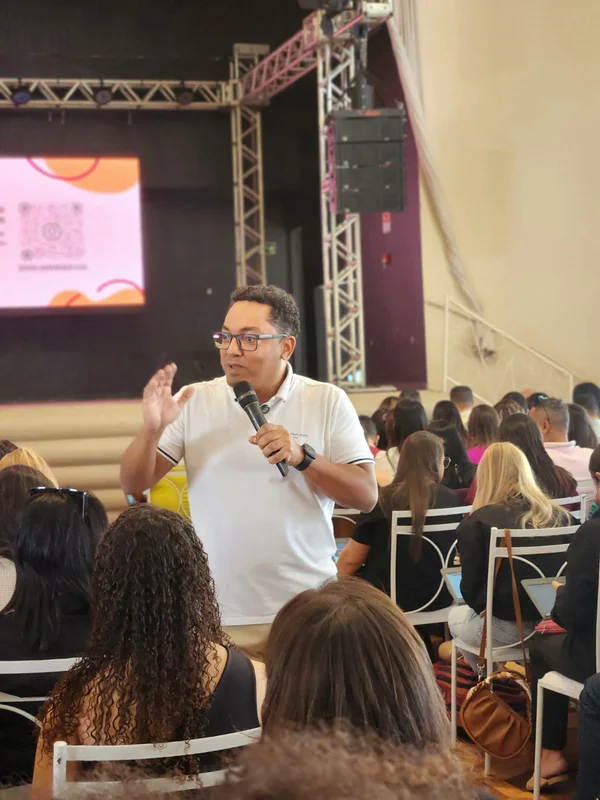 Educadores da rede estadual serão premiados com viagem para a sede do Google nos EUA 