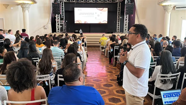 Educadores da rede estadual serão premiados com viagem para a sede do Google nos EUA