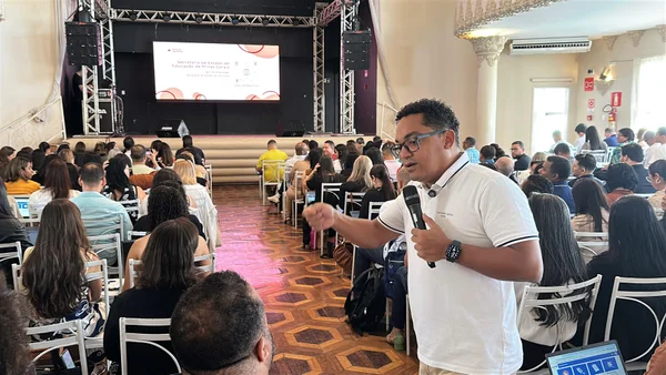 Educadores da rede estadual serão premiados com viagem para a sede do Google nos EUA