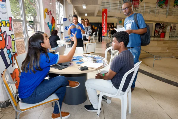 Feirão de Empregos do Governo de Minas oferece 8 mil vagas a trabalhadores em busca de oportunidades