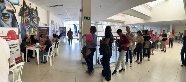 Feirão de Empregos do Governo de Minas oferece 8 mil vagas a trabalhadores em busca de oportunidades