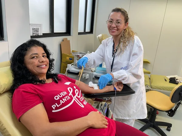 Fundação Hemominas faz 40 anos conectando doadores e pacientes em uma rede de esperança