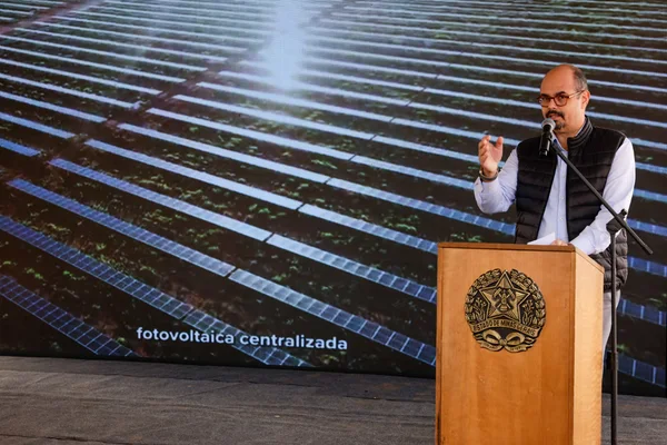 Governo de Minas e Cemig inauguram usina de grande porte com investimento de R$ 460 milhões no Norte de Minas