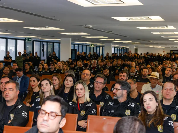 Governo de Minas entrega viaturas, armas e drones para a Polícia Civil