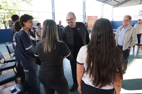 Governo de Minas amplia apoio e garante mais estudantes da rede pública participando de Olimpíadas Internacionais