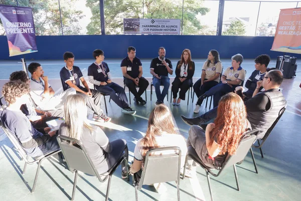 Governo de Minas amplia apoio e garante mais estudantes da rede pública participando de Olimpíadas Internacionais