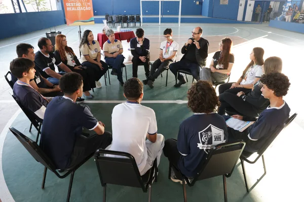 Governo de Minas amplia apoio e garante mais estudantes da rede pública participando de Olimpíadas Internacionais