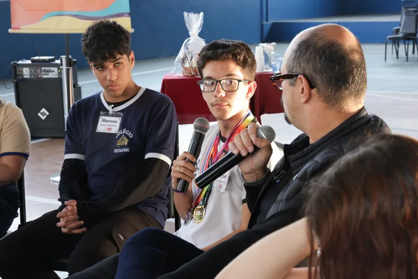 Governo de Minas amplia apoio e garante mais estudantes da rede pública participando de Olimpíadas Internacionais