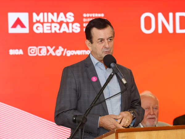 Governo de Minas assina decreto histórico que regulamenta uso da água no campo e avança na irrigação sustentável