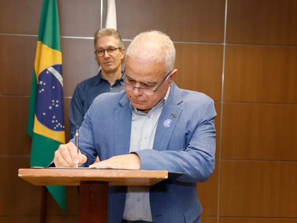Governo de Minas assina acordo para fortalecer ações de prevenção e resposta a desastres
