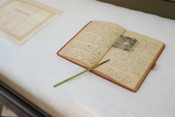Arquivo Público Mineiro celebra 130 anos com programação especial e valorização de acervos