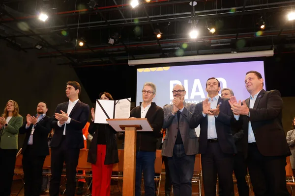 Governo de Minas realiza encontro para promover o desenvolvimento econômico dos municípios 