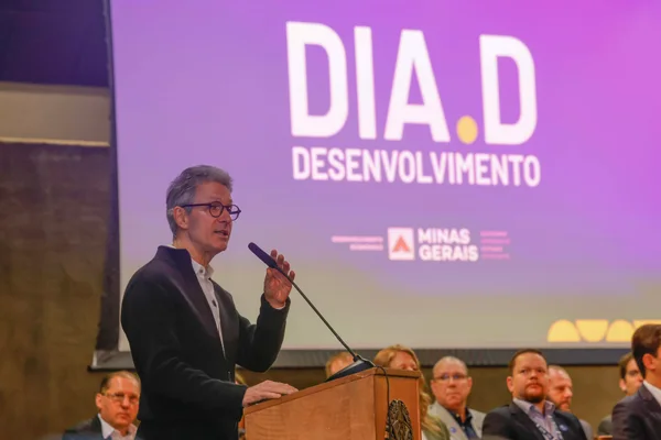 Governo de Minas realiza encontro para promover o desenvolvimento econômico dos municípios 