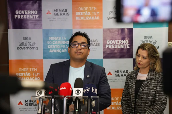 Governo de Minas anuncia interrupção temporária das assembleias para implantação das escolas cívico-militares no estado