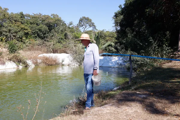 Governo de Minas regulariza títulos de propriedade rural e entrega kits de irrigação no Norte do estado