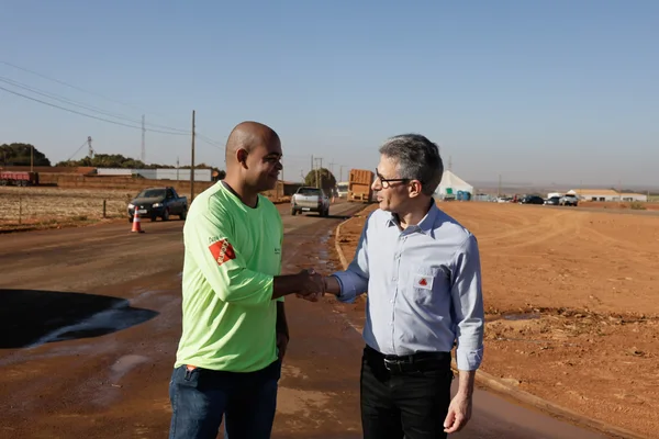 Reparação Brumadinho: Governo de Minas e instituições de Justiça concluem pavimentação de trecho da MG-060, entre Papagaios e Pompéu