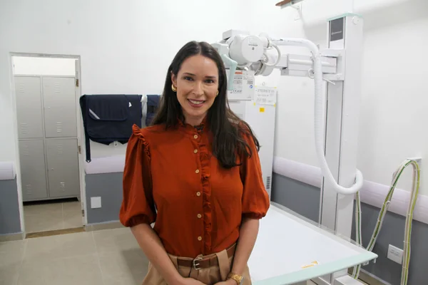 "Poderemos realizar aproximadamente quatro vezes mais exames", afirmou a diretora da CSSI, Gabriella Rodrigues da Silva