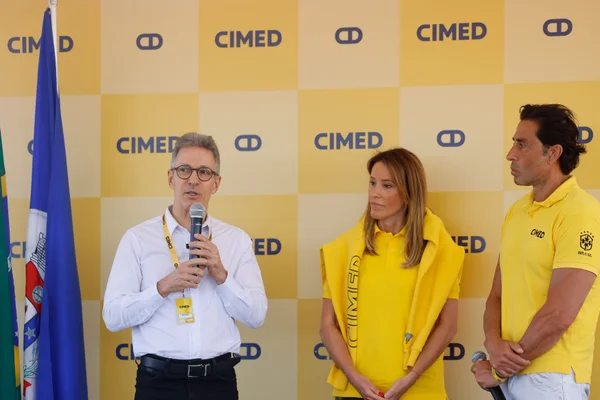 Governo de Minas acompanha anúncio de investimento de R$ 90 milhões de empresa farmacêutica no Sul de Minas