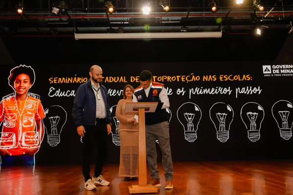 Governo de Minas inicia implantação do projeto Defesa Civil nas Escolas a partir de 2026