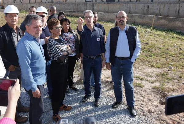 Governo de Minas entrega bacia de contenção para reforçar combate a enchentes em Belo Horizonte e Contagem
