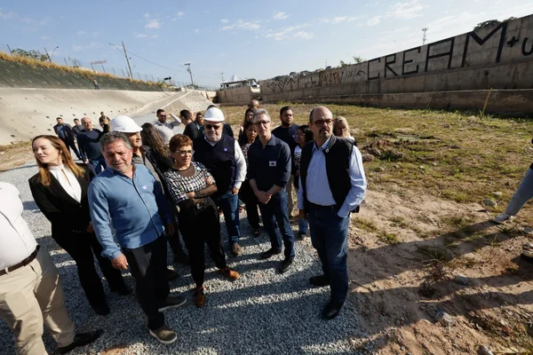 Governo de Minas entrega bacia de contenção para reforçar combate a enchentes em Belo Horizonte e Contagem