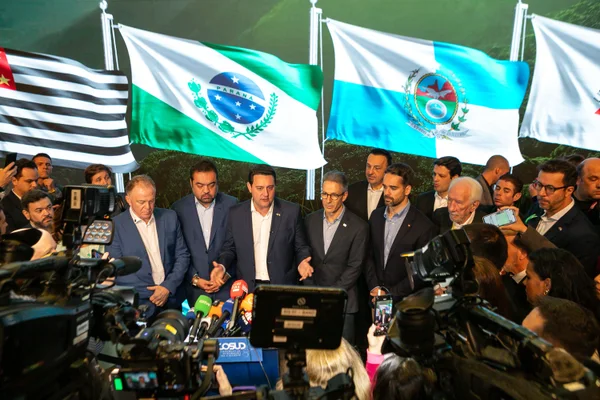 Governadores das regiões Sul e Sudeste do Brasil debatem propostas para o meio ambiente na 13ª edição do Cosud, em Curitiba